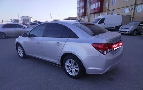 Chevrolet Cruze II, 2013 год, 980 000 рублей, 3 фотография