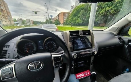Toyota Land Cruiser Prado 150 рестайлинг 2, 2010 год, 1 700 000 рублей, 3 фотография