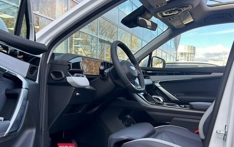 Geely Atlas, 2024 год, 3 512 990 рублей, 14 фотография