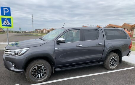 Toyota Hilux VIII, 2018 год, 5 800 000 рублей, 5 фотография