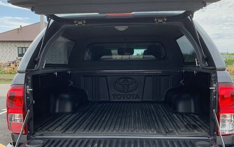 Toyota Hilux VIII, 2018 год, 5 800 000 рублей, 11 фотография