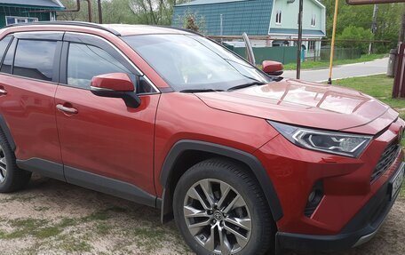 Toyota RAV4, 2021 год, 3 000 000 рублей, 6 фотография