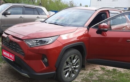Toyota RAV4, 2021 год, 3 000 000 рублей, 7 фотография