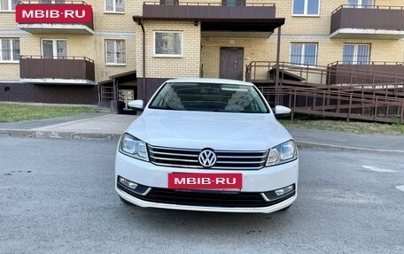 Volkswagen Passat B7, 2014 год, 1 240 000 рублей, 10 фотография