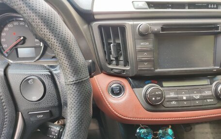 Toyota RAV4, 2013 год, 2 100 000 рублей, 6 фотография