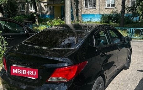 Hyundai Solaris II рестайлинг, 2015 год, 650 000 рублей, 2 фотография