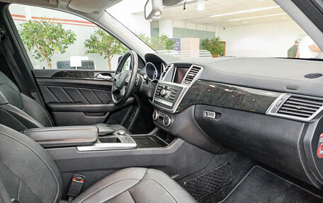 Mercedes-Benz GL-Класс, 2015 год, 3 908 000 рублей, 15 фотография