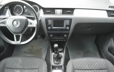 Skoda Rapid I, 2016 год, 1 050 000 рублей, 12 фотография