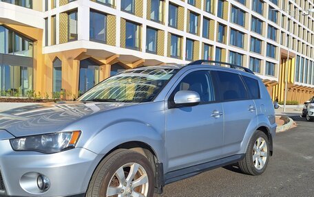 Mitsubishi Outlander III рестайлинг 3, 2011 год, 970 000 рублей, 10 фотография