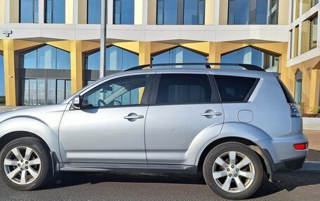Mitsubishi Outlander III рестайлинг 3, 2011 год, 970 000 рублей, 9 фотография
