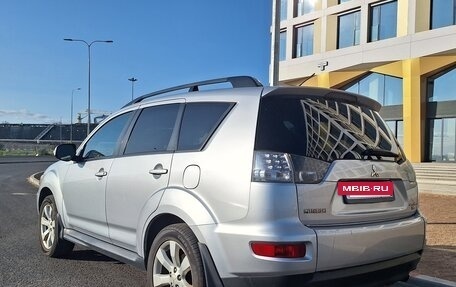 Mitsubishi Outlander III рестайлинг 3, 2011 год, 970 000 рублей, 8 фотография