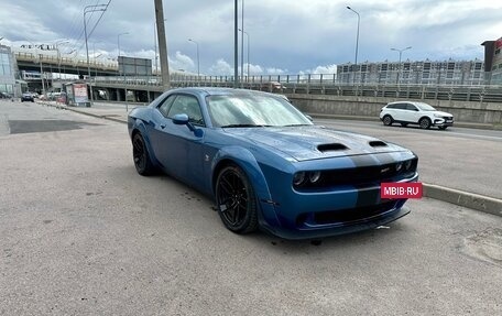 Dodge Challenger III рестайлинг 2, 2020 год, 5 500 000 рублей, 6 фотография