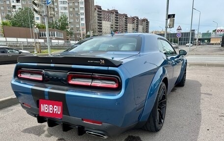 Dodge Challenger III рестайлинг 2, 2020 год, 5 500 000 рублей, 3 фотография