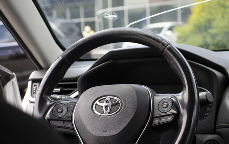 Toyota RAV4, 2020 год, 2 095 000 рублей, 17 фотография