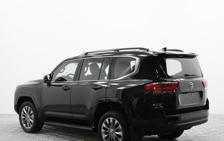 Toyota Land Cruiser, 2024 год, 13 890 000 рублей, 4 фотография