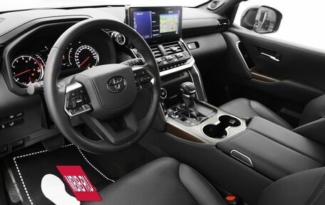 Toyota Land Cruiser, 2024 год, 13 890 000 рублей, 6 фотография