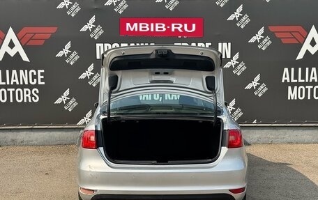 Volkswagen Jetta VI, 2012 год, 810 000 рублей, 6 фотография