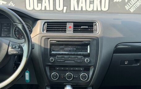 Volkswagen Jetta VI, 2012 год, 810 000 рублей, 20 фотография