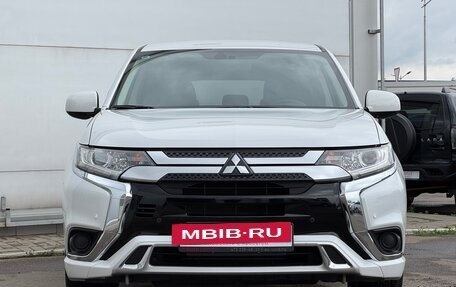 Mitsubishi Outlander III рестайлинг 3, 2022 год, 2 757 000 рублей, 3 фотография