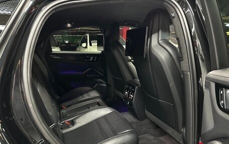 Porsche Cayenne III, 2022 год, 23 770 000 рублей, 24 фотография