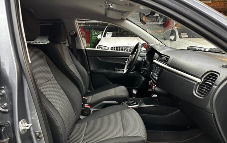 KIA Rio IV, 2018 год, 1 195 000 рублей, 15 фотография