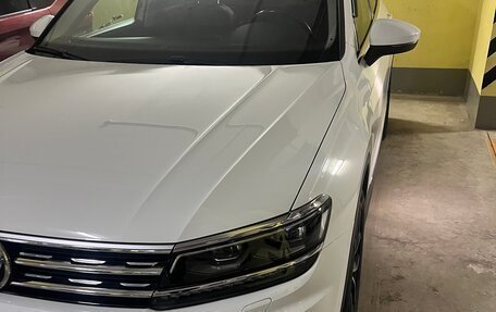 Volkswagen Tiguan II, 2017 год, 2 400 000 рублей, 6 фотография