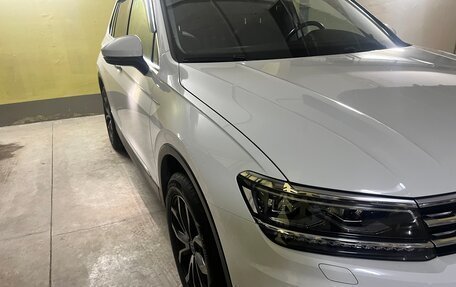 Volkswagen Tiguan II, 2017 год, 2 400 000 рублей, 5 фотография