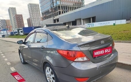 Hyundai Solaris II рестайлинг, 2011 год, 530 000 рублей, 2 фотография