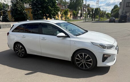 KIA cee'd III, 2019 год, 1 550 000 рублей, 3 фотография