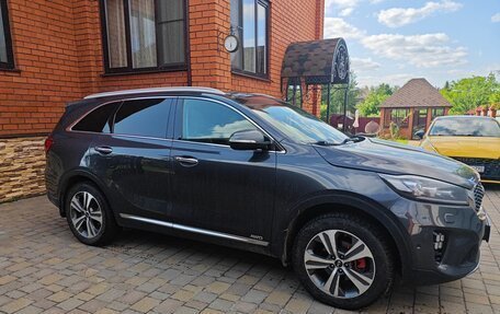 KIA Sorento III Prime рестайлинг, 2018 год, 2 500 000 рублей, 3 фотография