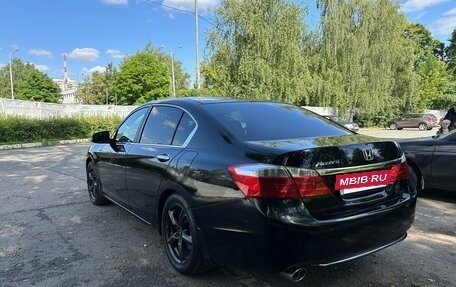 Honda Accord IX рестайлинг, 2013 год, 1 390 000 рублей, 5 фотография
