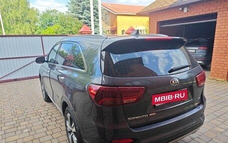 KIA Sorento III Prime рестайлинг, 2018 год, 2 500 000 рублей, 6 фотография