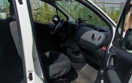 Peugeot Partner II рестайлинг 2, 2010 год, 1 100 000 рублей, 7 фотография