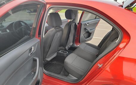 Skoda Rapid I, 2014 год, 895 000 рублей, 15 фотография