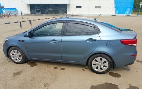 KIA Rio III рестайлинг, 2015 год, 990 000 рублей, 4 фотография
