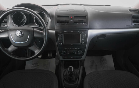 Skoda Yeti I рестайлинг, 2012 год, 999 000 рублей, 14 фотография