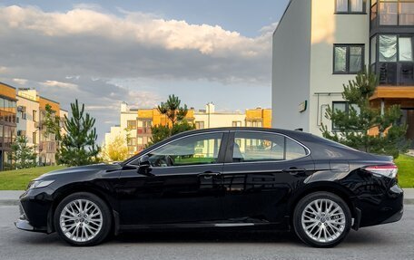 Toyota Camry, 2019 год, 2 990 000 рублей, 6 фотография
