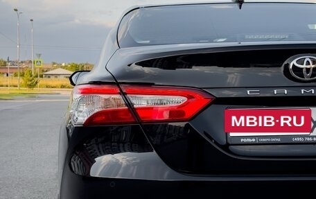 Toyota Camry, 2019 год, 2 990 000 рублей, 8 фотография