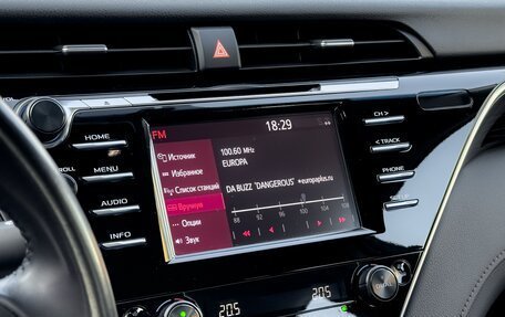 Toyota Camry, 2019 год, 2 990 000 рублей, 16 фотография