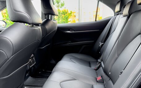 Toyota Camry, 2019 год, 2 990 000 рублей, 19 фотография