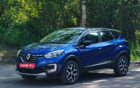 Renault Kaptur I рестайлинг, 2020 год, 1 490 000 рублей, 2 фотография