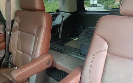 Chevrolet Tahoe IV, 2015 год, 4 000 000 рублей, 7 фотография