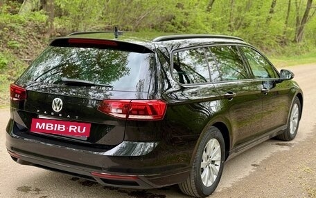 Volkswagen Passat B8 рестайлинг, 2019 год, 2 000 000 рублей, 2 фотография