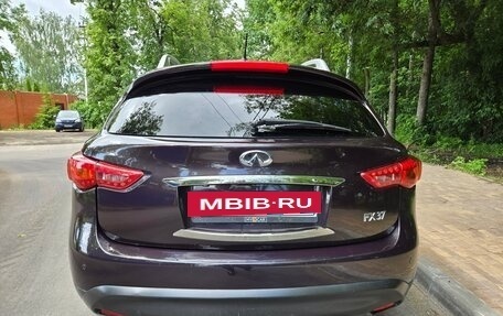 Infiniti FX II, 2012 год, 2 200 000 рублей, 23 фотография