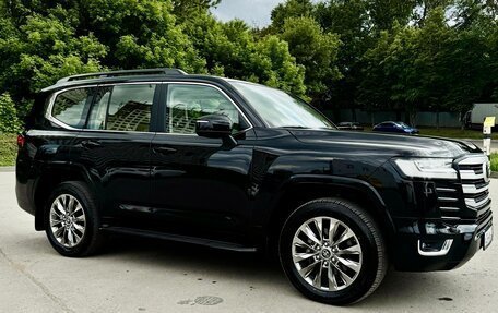 Toyota Land Cruiser, 2023 год, 11 200 000 рублей, 4 фотография