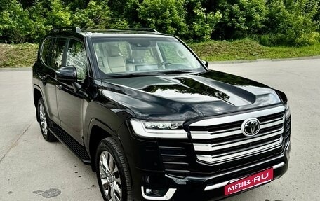 Toyota Land Cruiser, 2023 год, 11 200 000 рублей, 3 фотография