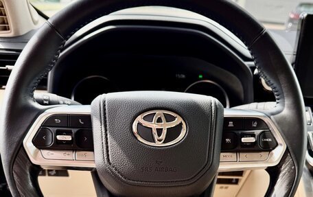 Toyota Land Cruiser, 2023 год, 11 200 000 рублей, 17 фотография