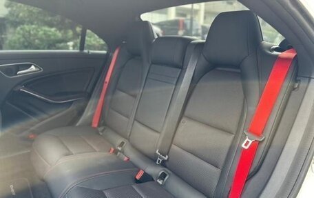 Mercedes-Benz CLA, 2018 год, 26 фотография