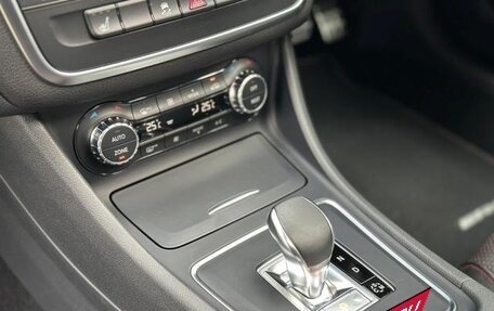 Mercedes-Benz CLA, 2018 год, 16 фотография