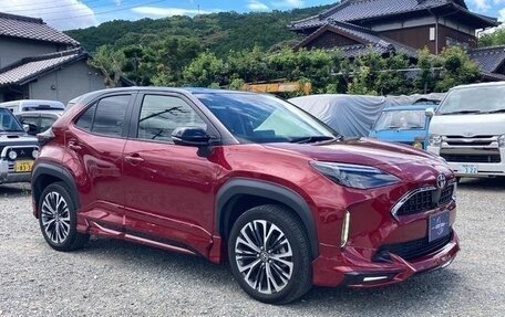 Toyota Yaris Cross, 2022 год, 1 680 001 рублей, 7 фотография